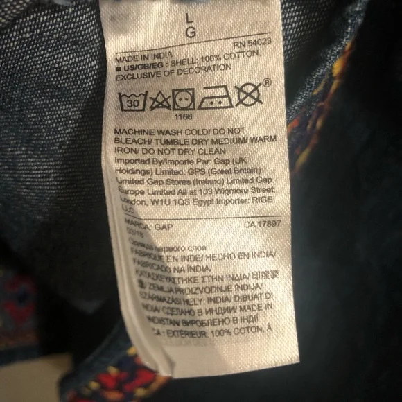 A13-GAP TOP - Picture 5 of 5